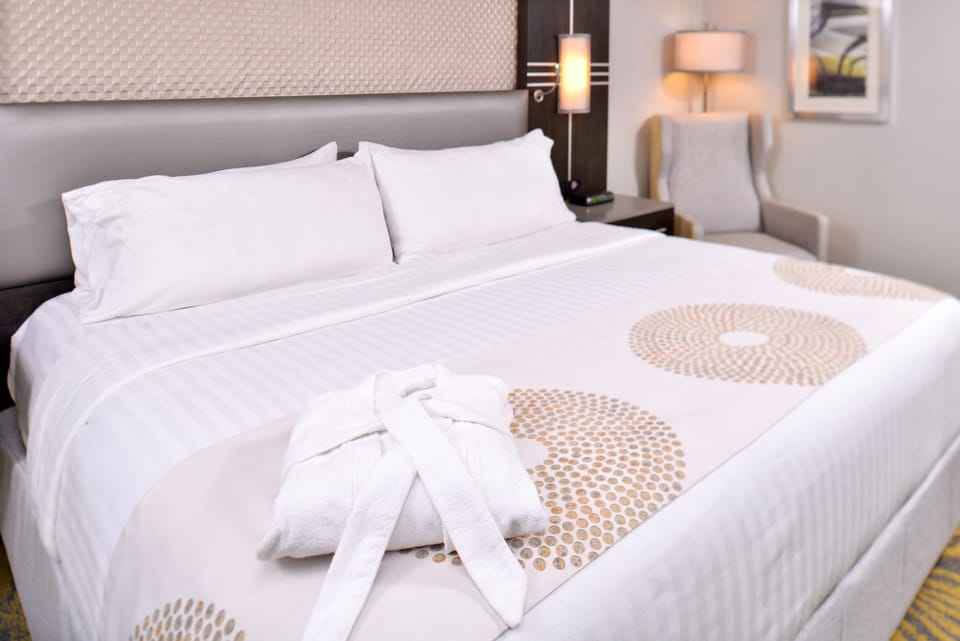 In-room safe, desk, soundproofing, iron/ironing board