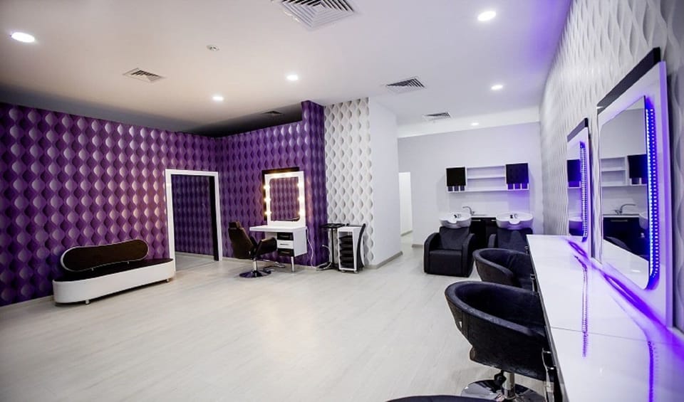 Hair salon