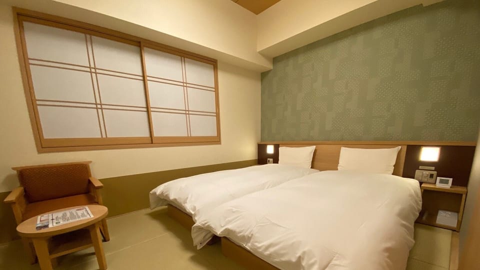 In-room safe, desk, blackout drapes, soundproofing