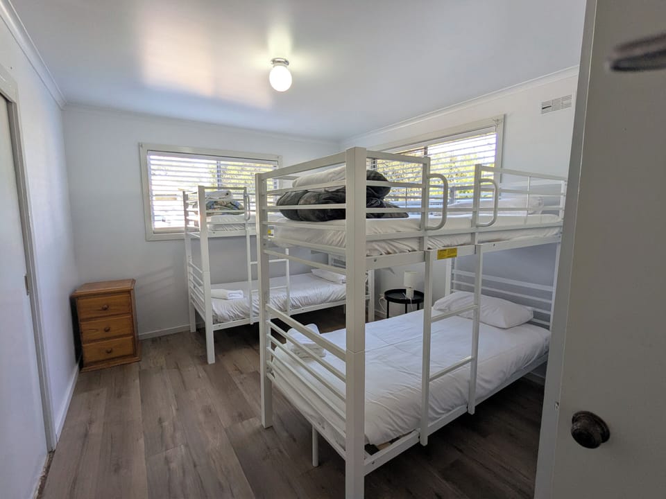 Standard 2 Bedroom Cabin | Free WiFi, bed sheets