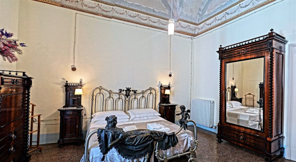 Presidential Suite, City View | 1 bedroom, premium bedding, down comforters, minibar