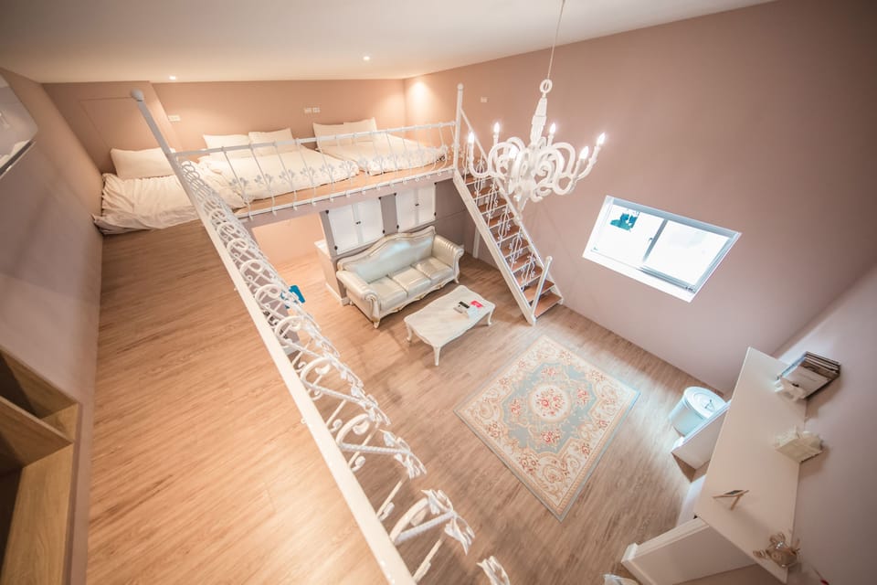 Signature Quadruple Room | Individually decorated, individually furnished, blackout drapes
