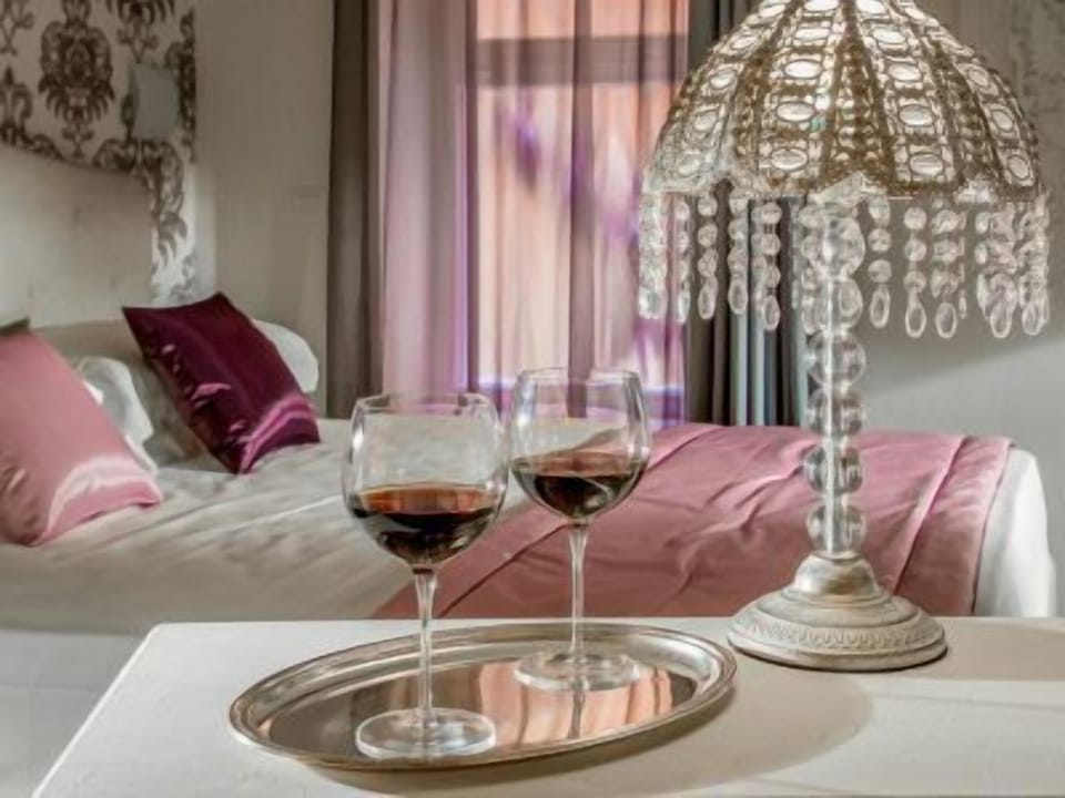 Superior Double Room | Premium bedding, minibar, in-room safe, desk