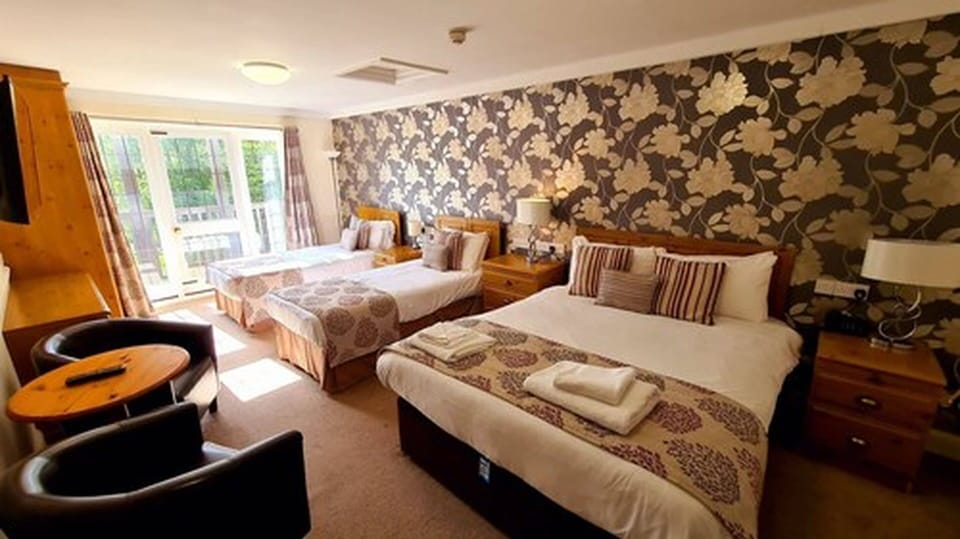 Superior Room, 1 Double Bed | Desk, iron/ironing board, cribs/infant beds, free WiFi