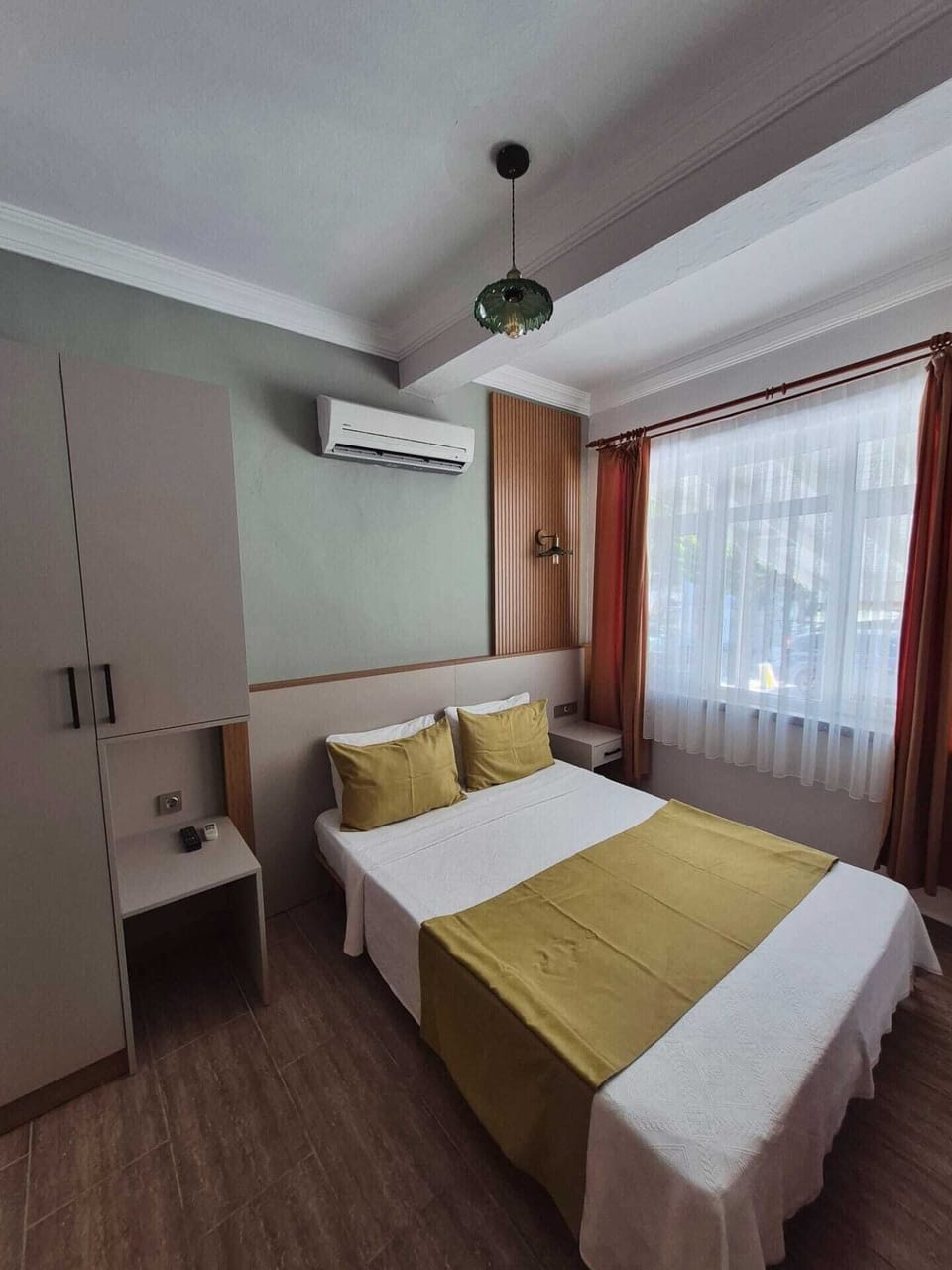 Double Room | Iron/ironing board, free cribs/infant beds, free WiFi