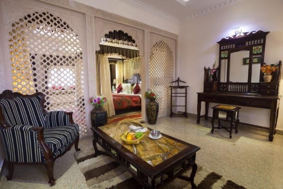 Royal Villa Room | Minibar, in-room safe, desk, iron/ironing board (on request)