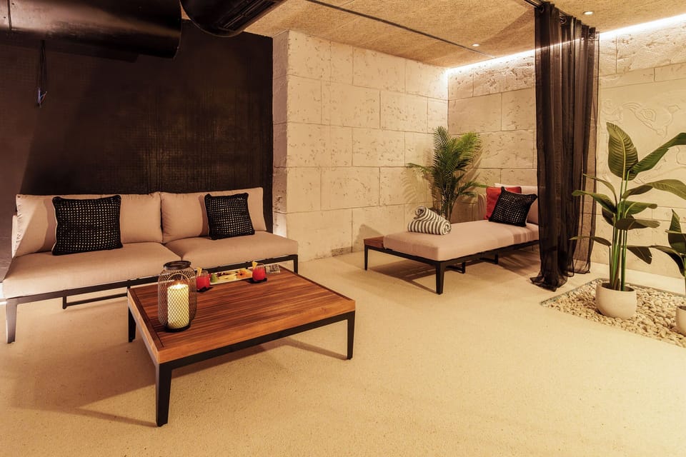 Sauna, steam room, Turkish bath, body treatments, hydrotherapy