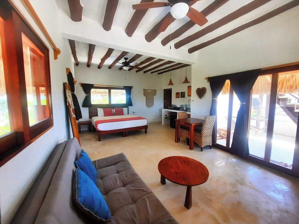 Standard Studio (Luna) | In-room safe, individually decorated, individually furnished, free WiFi