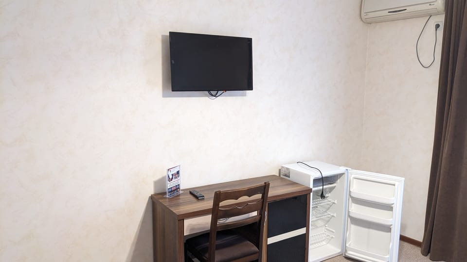Standard Single Room, 1 Twin Bed, City View | Premium bedding, pillowtop beds, minibar, individually decorated