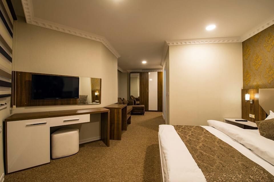 Deluxe Double Room | Premium bedding, in-room safe, desk, soundproofing