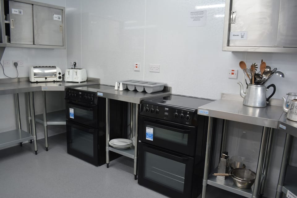 Shared fridge, microwave