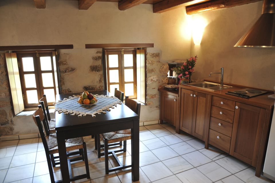 Superior Apartment | In-room dining