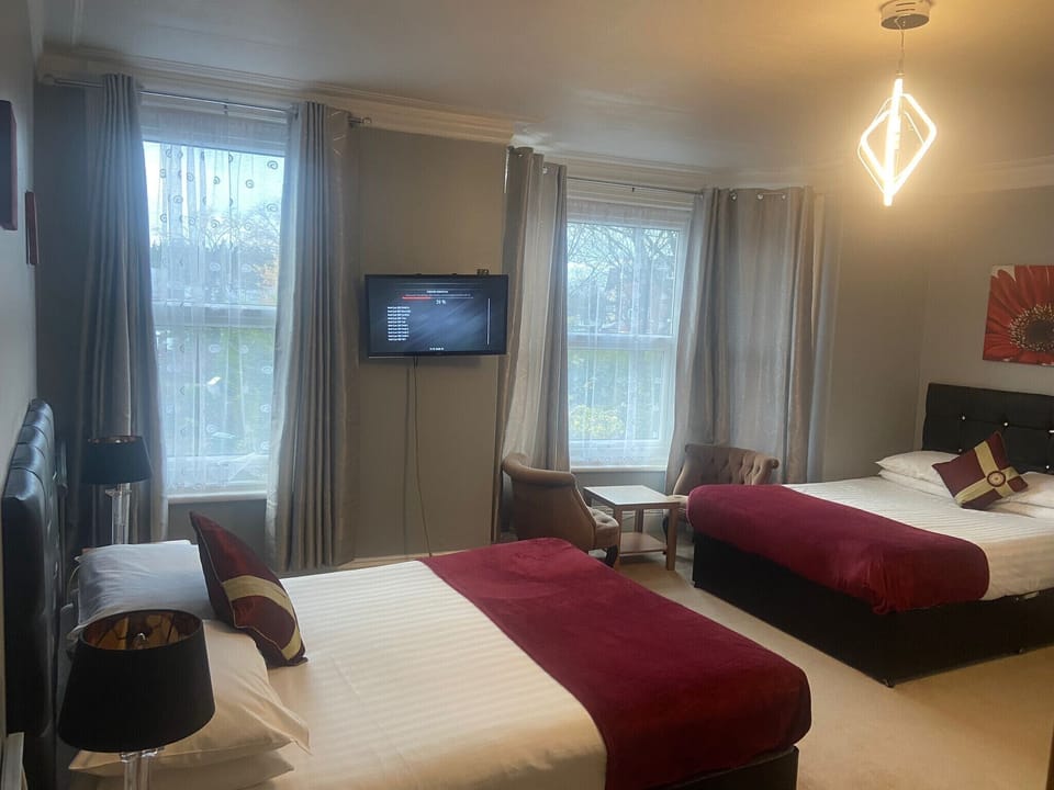 Superior Quadruple Room, Ensuite