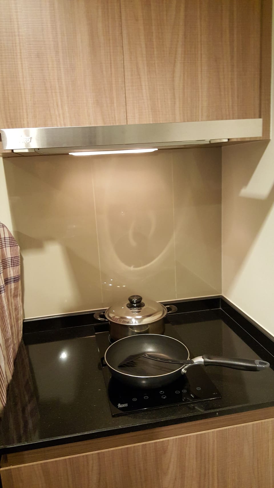 Apartment, 1 Bedroom, Poolside | Private kitchen | Coffee/tea maker, fridge, microwave, stovetop