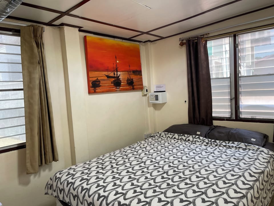 Standard Room (Fan) | In-room safe, free WiFi, bed sheets