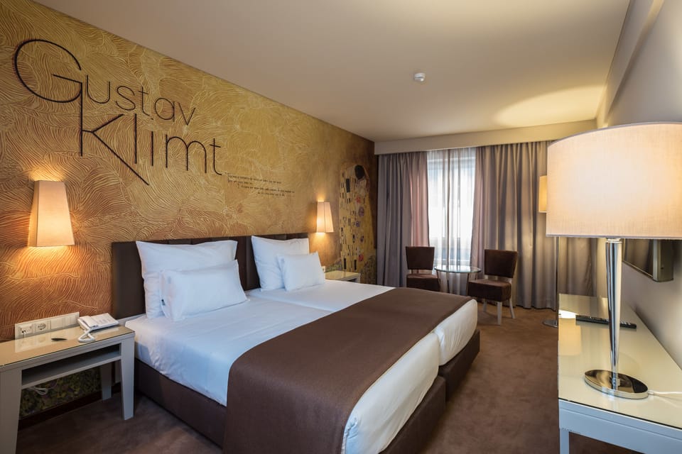 Minibar, in-room safe, blackout drapes, free WiFi