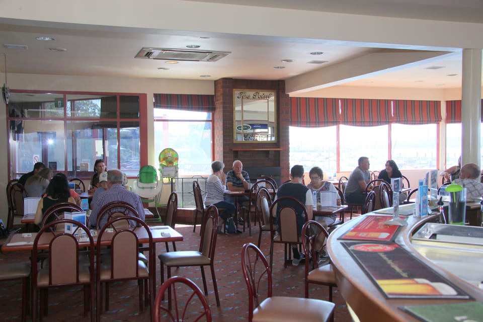 Lunch and dinner served, ocean views 