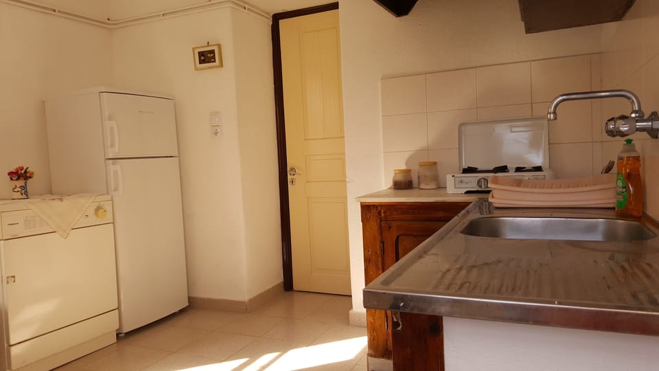 Apartment, 1 Bedroom | Private kitchenette