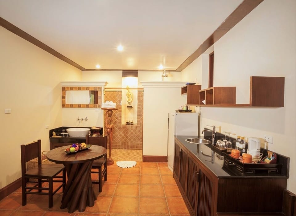 Steam Villa | In-room dining