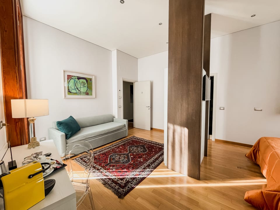 Exclusive Room (2) | Premium bedding, down comforters, minibar, in-room safe