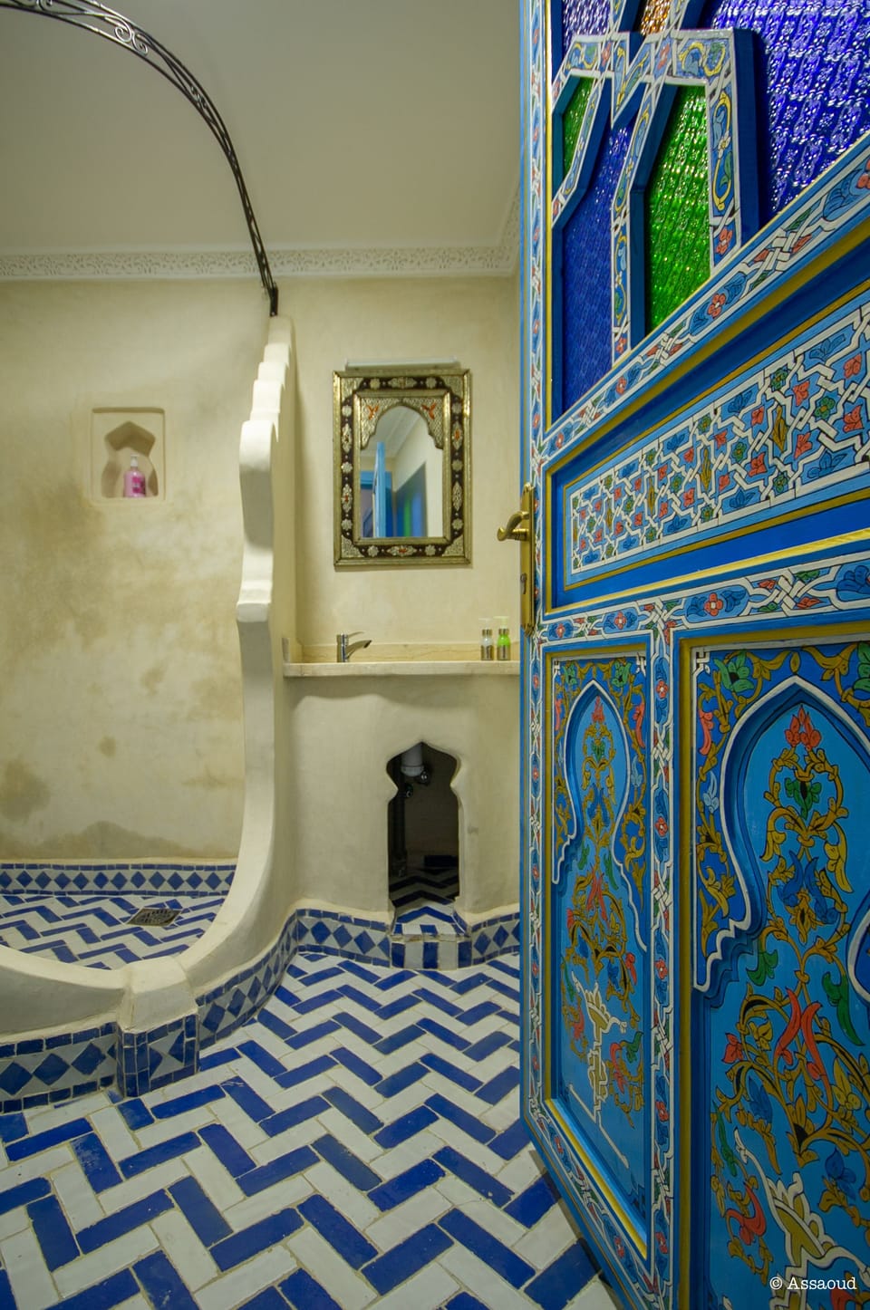 Classic Double Room, 1 Bedroom, City View | Bathroom shower