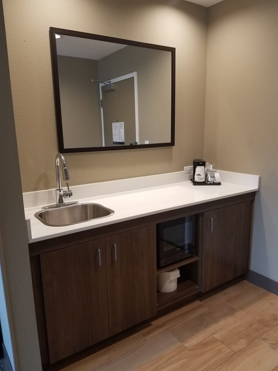 Room amenity