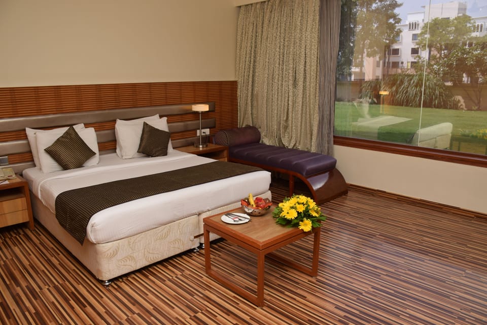 Deluxe Double or Twin Room - Complimentary Shuttle Pickup and Drop to Sai Baba Temple (Gate 2) | 1 bedroom, premium bedding, minibar, desk