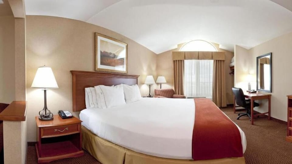 In-room safe, desk, blackout drapes, iron/ironing board