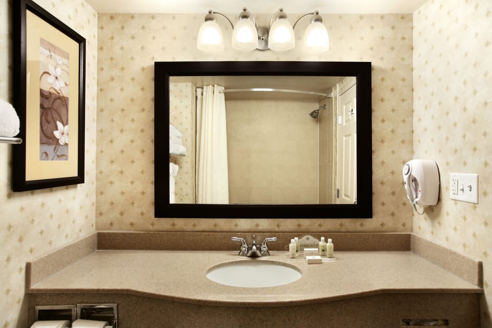 Bathroom sink