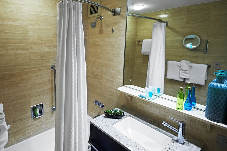 Bathroom sink