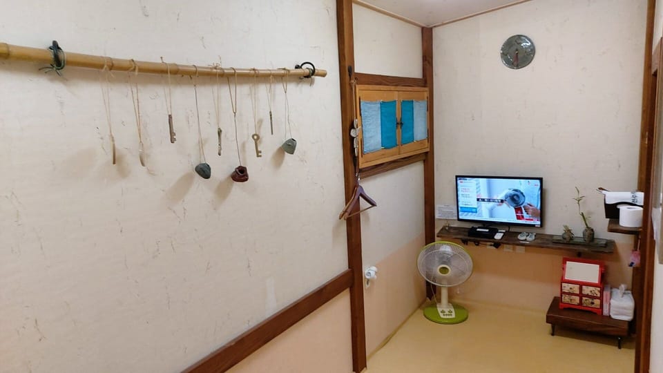 Room (Hope) | Free WiFi