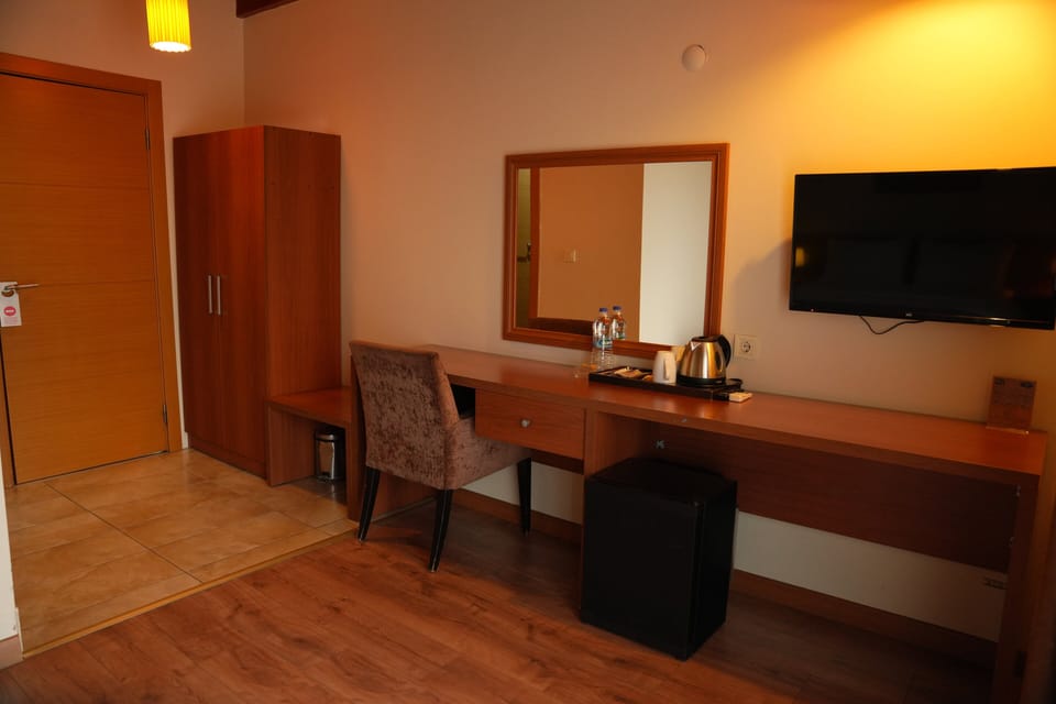 Standard Double Room | Premium bedding, minibar, desk, laptop workspace