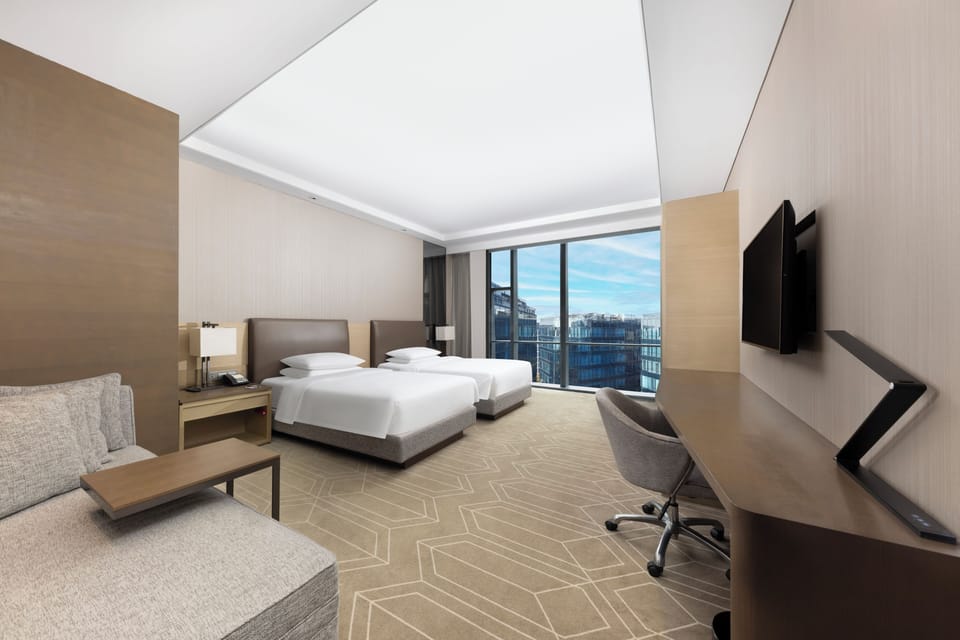 Room, 2 Twin Beds | Premium bedding, minibar, in-room safe, desk