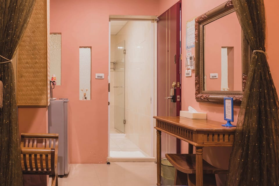 Double Room, No Windows | Desk, blackout drapes, free WiFi
