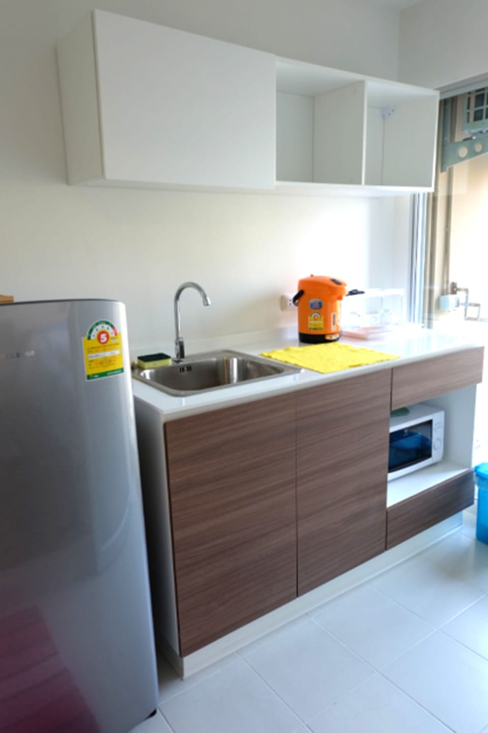 Studio with Pool View  | Private kitchenette | Fridge, microwave, electric kettle, cookware/dishes/utensils