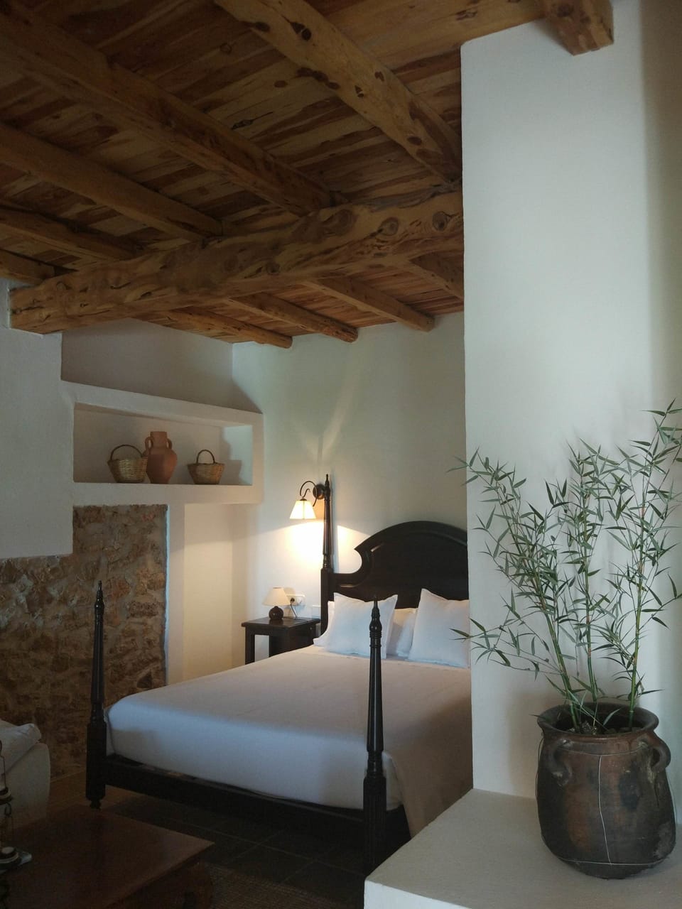 Superior Double Room, Non Smoking, Garden View | Minibar, in-room safe, blackout drapes, WiFi (free)