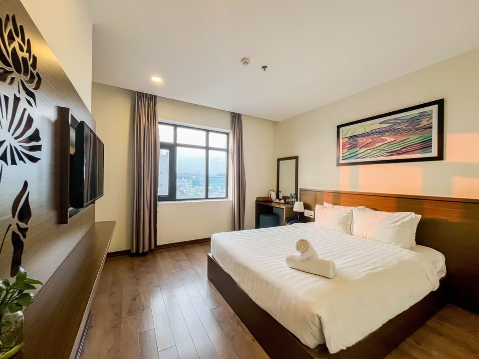 Superior Double Room | 1 bedroom, premium bedding, pillowtop beds, minibar
