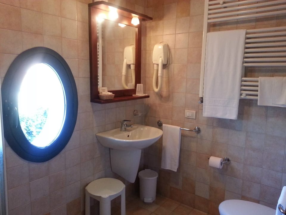 Double or Twin Room | Bathroom | Shower, free toiletries, hair dryer, slippers