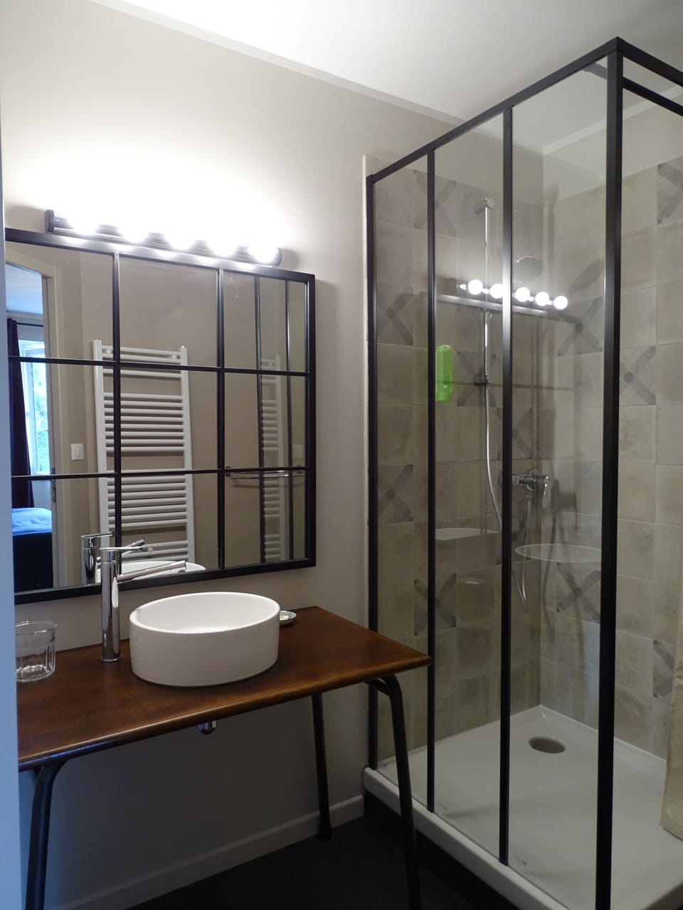 Double Room (Lautrec) | Bathroom | Free toiletries, hair dryer, towels