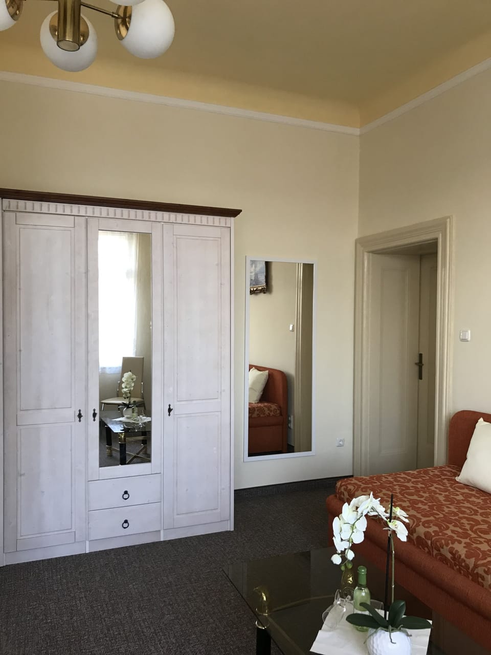 Triple Room, Non Smoking, River View | WiFi (free), bed sheets