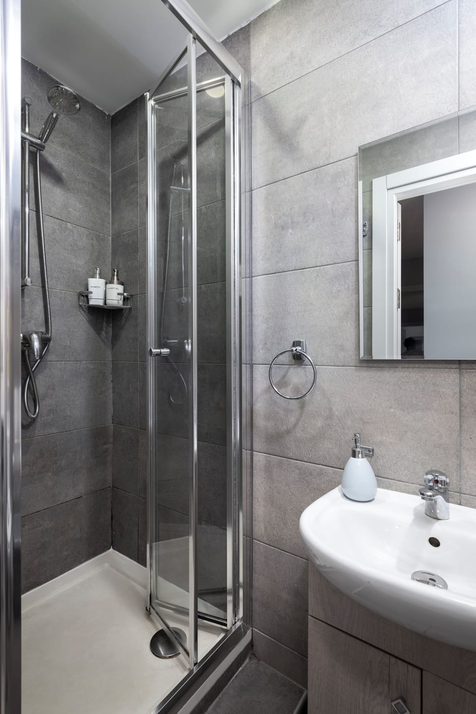 Modern 3 Bedroom 3 Bathroom Near Balluta Bay Sliema Apartment in Sliema