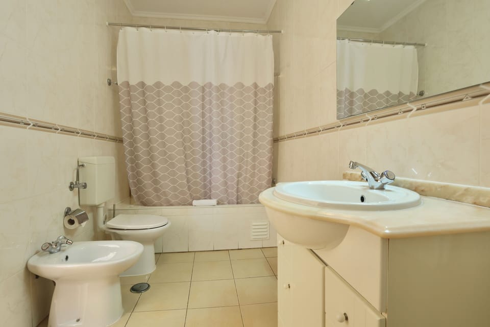 Double Room, Balcony | Bathroom | Hair dryer, bidet, towels, soap