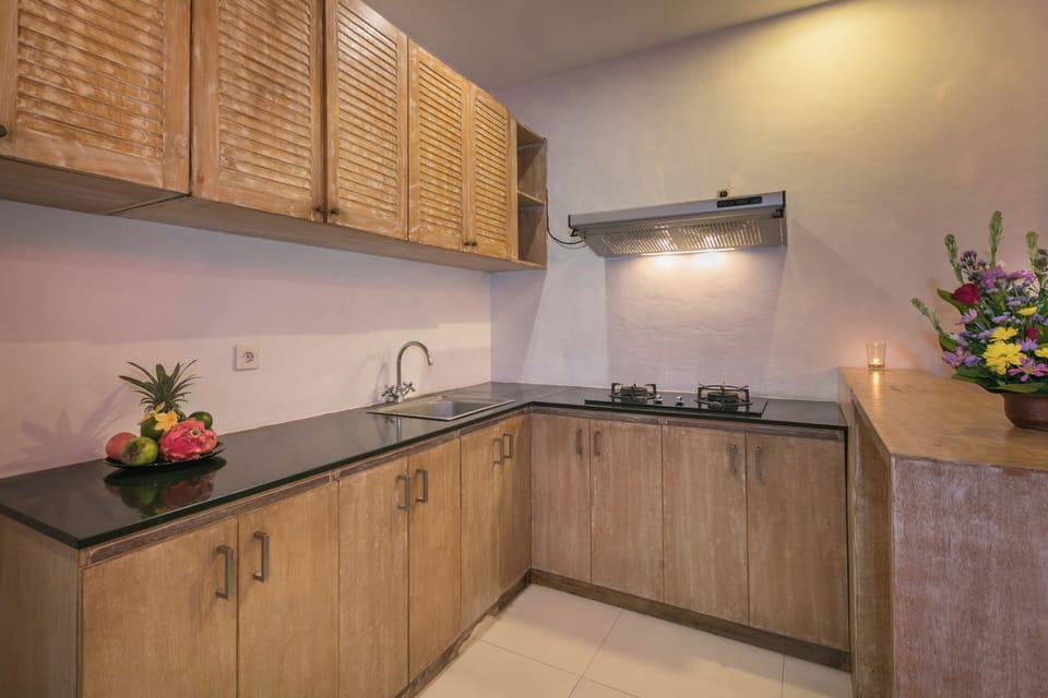 Villa, 2 Bedrooms, Private Pool | Private kitchen | Fridge, microwave, oven, stovetop