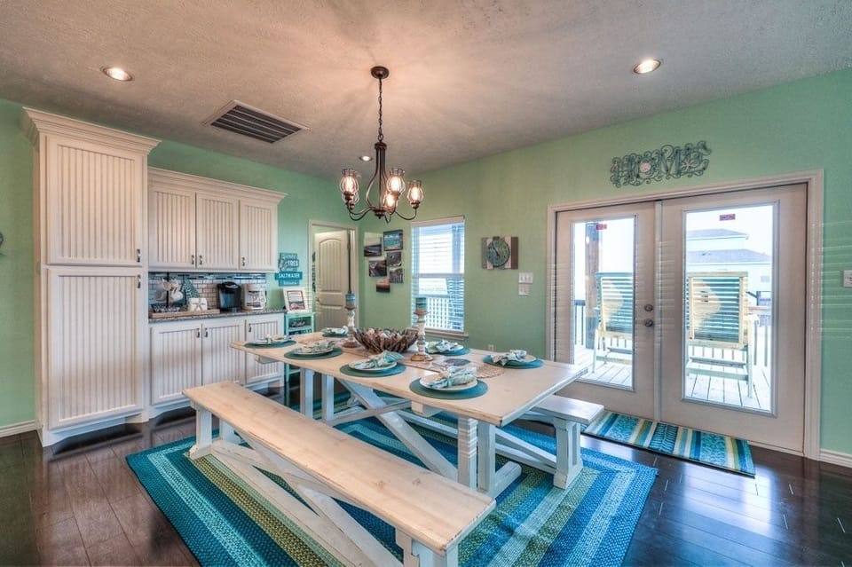 House, 3 Bedrooms | Dining