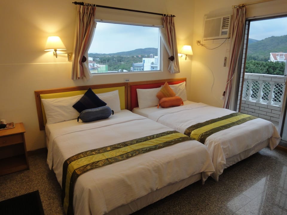 Quadruple Room, Mountain View | Desk, blackout drapes, rollaway beds, free WiFi