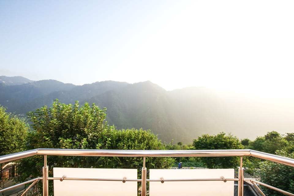 Luxury Room | Balcony