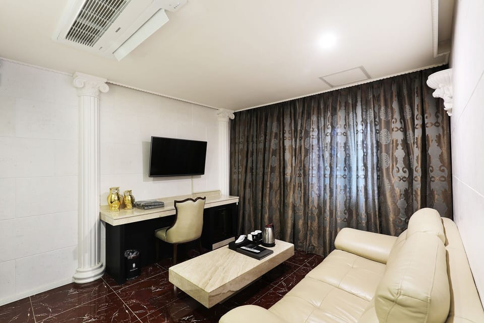 Golden Suite | Individually decorated, individually furnished, desk, laptop workspace