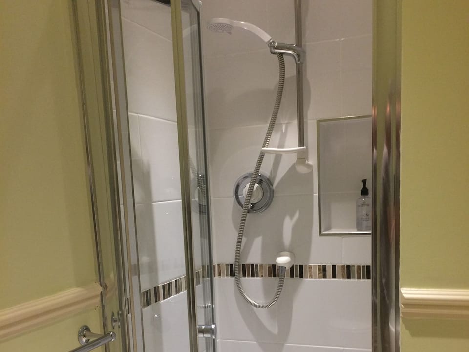 Comfort Double Room, Ensuite (Anne) | Bathroom
