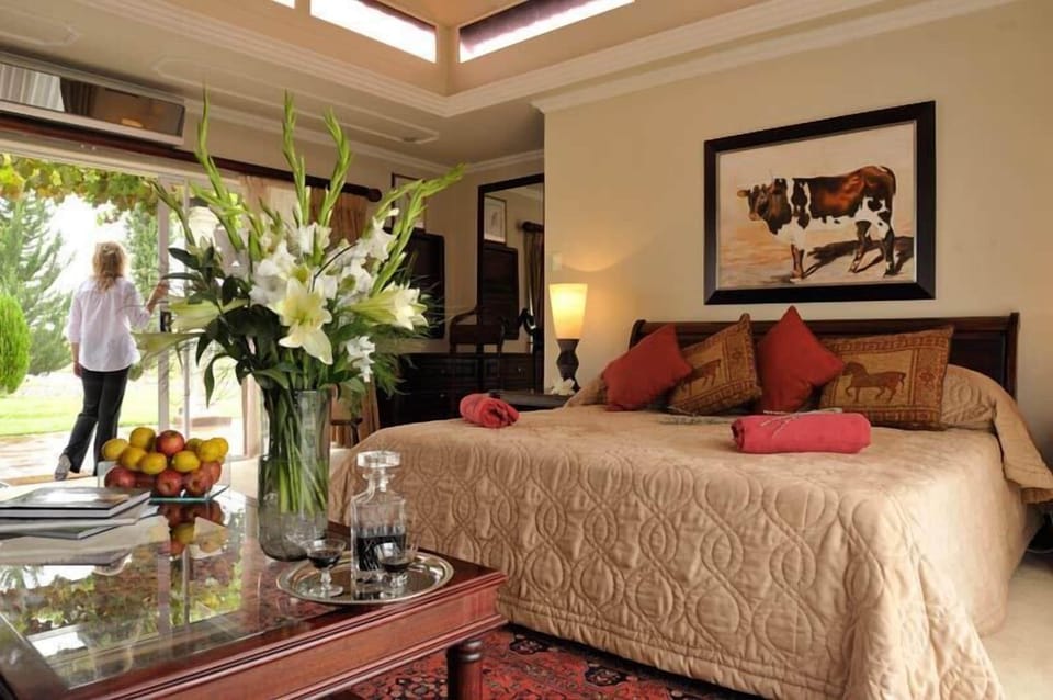 Luxury Room  | In-room safe, WiFi (free)