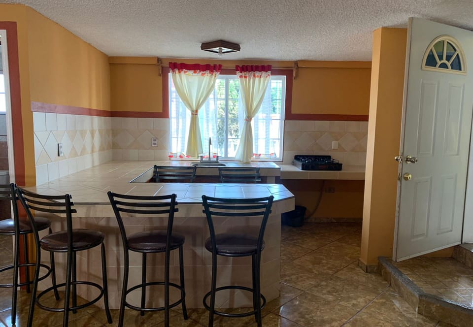 Suite (Triple) | Private kitchen | Eco-friendly cleaning products